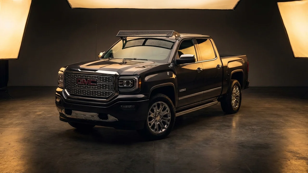 GMC Sierra 1500 Limited Car Windscreen Sunvisor - 1