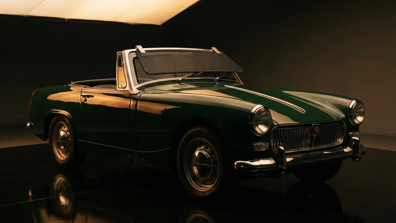 MG Midget Car Windscreen Sunvisor - 1